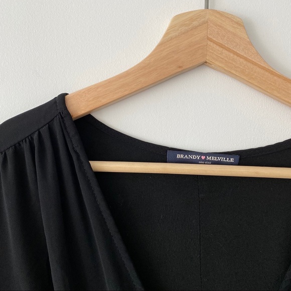 Brandy Melville Gathered Waist Long Sleeve Top Size S Black - Picture 3 of 6